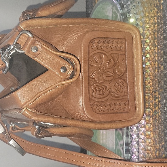 Western tooled leather doctor's bag type purse - Picture 4 of 7